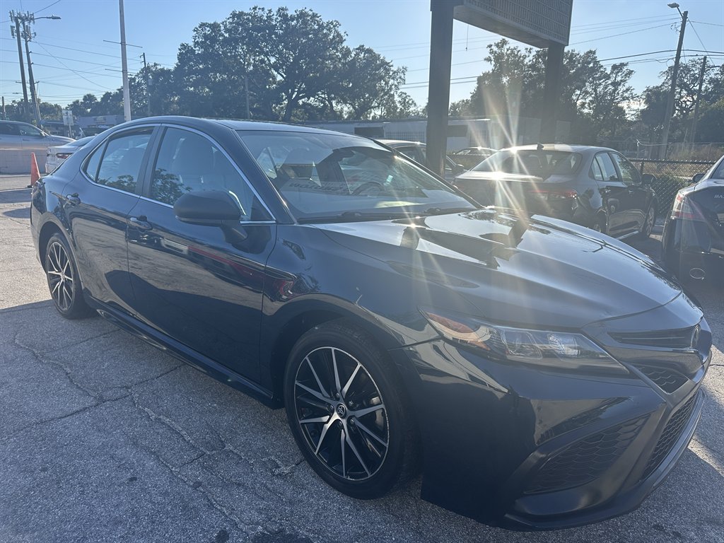 2021 Toyota Camry SE