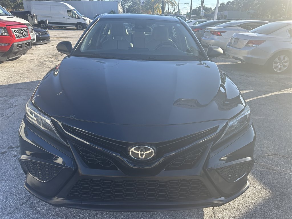 2021 Toyota Camry 2.5 Auto SE's photo